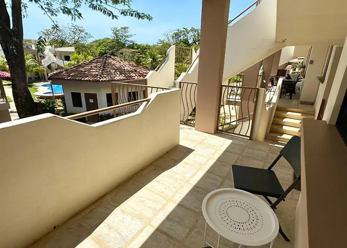 Сasa de vacaciones Parakeet Paradise 2nd Floor With Rooftop Coco