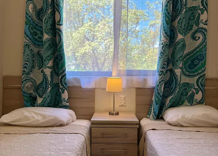 Сasa de vacaciones Parakeet Paradise 2nd Floor With Rooftop *